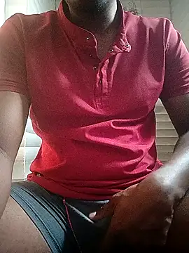 Snapshot of MrNick74 chatting on 02/06/25, 10:26 MrNick74 online show from 02/06/25, 10:26