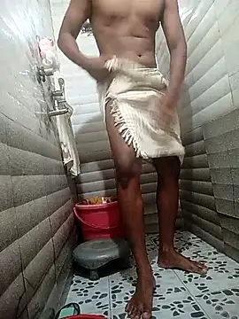 Snapshot of MrNick74 chatting on 03/13/25, 03:33 MrNick74 online show from 03/13/25, 03:33