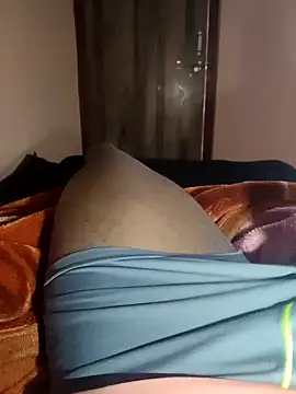 Snapshot of MrNick74 chatting on 12/01/25, 11:48 MrNick74 online show from 12/01/25, 11:48