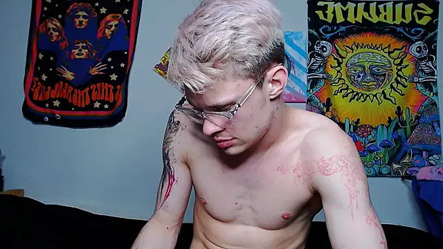 Snapshot of hornyadamsex chatting on 03/24/26, 12:21 hornyadamsex online show from 03/24/26, 12:21