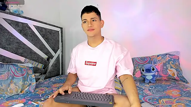 ander deimond  online show from 02/14/25, 02:33