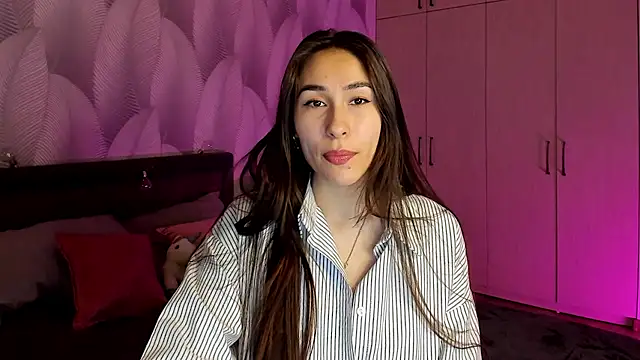 Snapshot of Bambiii_bby chatting on 01/29/25, 02:30 Bambiii bby online show from 01/29/25, 02:30