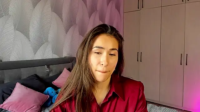 Snapshot of Bambiii_bby chatting on 09/27/25, 01:21 Bambiii bby online show from 09/27/25, 01:21