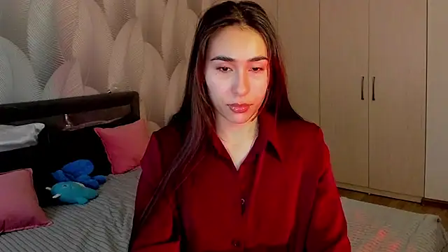 Snapshot of Bambiii_bby chatting on 11/07/25, 03:06 Bambiii bby online show from 11/07/25, 03:06