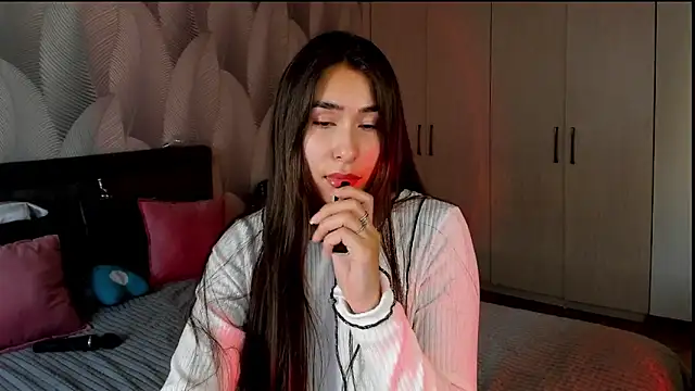 Snapshot of Bambiii_bby chatting on 12/01/25, 03:11 Bambiii bby online show from 12/01/25, 03:11