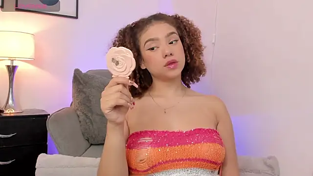 JulianaWaldo online show from 10/07/25, 02:36