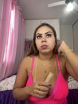 Snapshot of lariic chatting on 01/21/25, 02:37 lariic online show from 01/21/25, 02:37