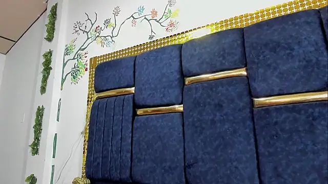 skaysanchez1 online show from 11/13/25, 08:08