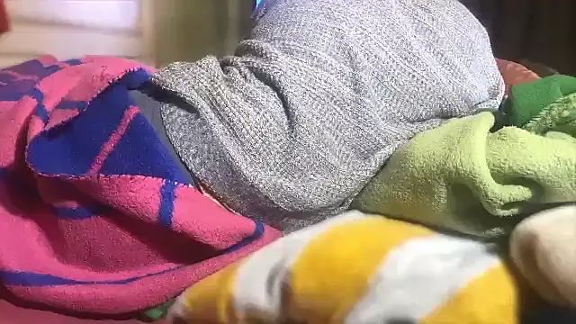 emylolo9 online show from 12/23/24, 08:03