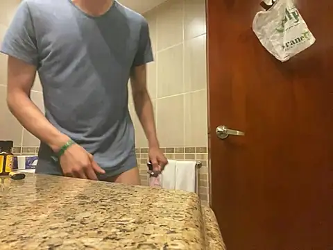 emylolo9 online show from 01/27/25, 11:54