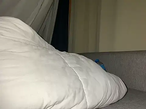 emylolo9 online show from 01/27/25, 11:00