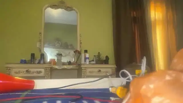 emylolo9 online show from 01/31/25, 08:22