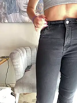 im lorein online show from 01/13/25, 03:26