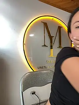 im lorein online show from 01/23/25, 03:11