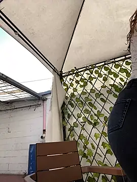 im lorein online show from 02/03/25, 01:19