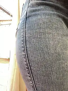 im lorein online show from 02/08/25, 04:57