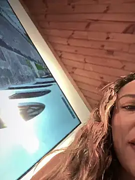 im lorein online show from 02/26/25, 11:41