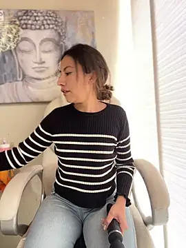 im lorein online show from 03/17/25, 05:05