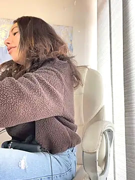 im lorein online show from 09/12/25, 02:28