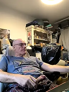 bogland33 online show from 11/23/25, 09:53