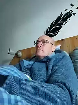 bogland33 online show from 11/25/25, 12:49