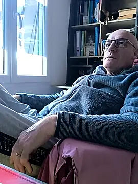 bogland33 online show from 01/11/26, 02:44