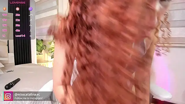 miss catalinaa online show from 02/05/26, 11:59