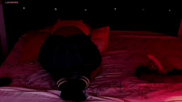 Snapshot of SashaBrianna99 chatting on 11/15/25, 04:21 SashaBrianna99 online show from 11/15/25, 04:21