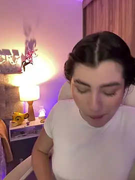 Snapshot of ARITOO_ chatting on 03/25/26, 03:23 ARITOO online show from 03/25/26, 03:23