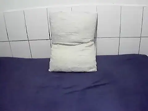 Snapshot of pierdona chatting on 07/04/26, 07:20 pierdona online show from 07/04/26, 07:20