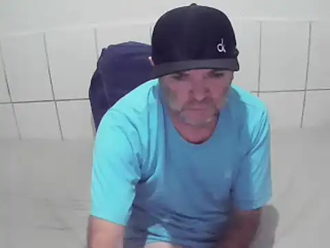 Snapshot of pierdona chatting on 07/14/26, 08:25 pierdona online show from 07/14/26, 08:25