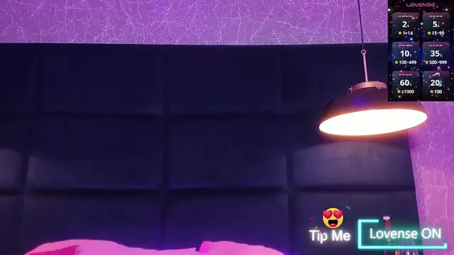 Snapshot of johannaMiller1 chatting on 01/15/25, 03:22 johannaMiller1 online show from 01/15/25, 03:22