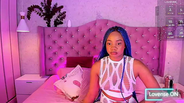 Snapshot of johannaMiller1 chatting on 01/30/25, 04:37 johannaMiller1 online show from 01/30/25, 04:37