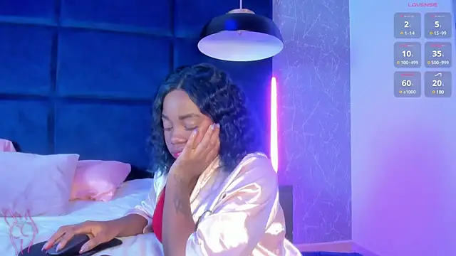 Snapshot of johannaMiller1 chatting on 03/01/25, 01:22 johannaMiller1 online show from 03/01/25, 01:22