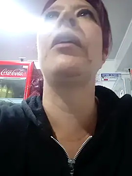 Snapshot of carolina_linarez69 chatting on 01/31/25, 01:33 carolina linarez69 online show from 01/31/25, 01:33