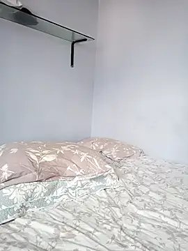 Snapshot of carolina_linarez69 chatting on 10/12/25, 08:30 carolina linarez69 online show from 10/12/25, 08:30