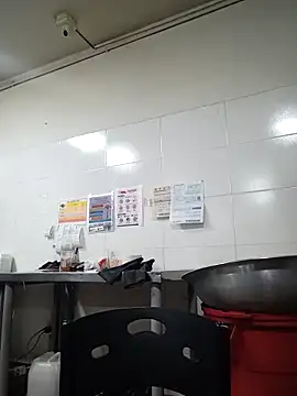 Snapshot of carolina_linarez69 chatting on 10/17/25, 12:58 carolina linarez69 online show from 10/17/25, 12:58