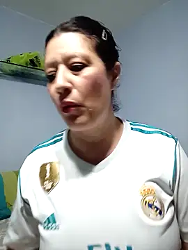 Snapshot of carolina_linarez69 chatting on 12/02/25, 10:49 carolina linarez69 online show from 12/02/25, 10:49