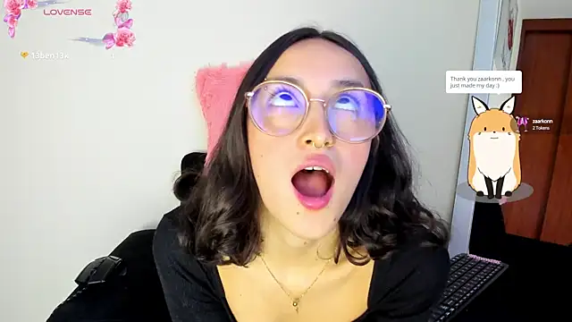 Snapshot of its__angelica_ chatting on 02/03/25, 09:29 its angelica online show from 02/03/25, 09:29