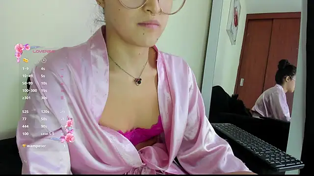 Snapshot of its__angelica_ chatting on 09/08/25, 07:35 its angelica online show from 09/08/25, 07:35