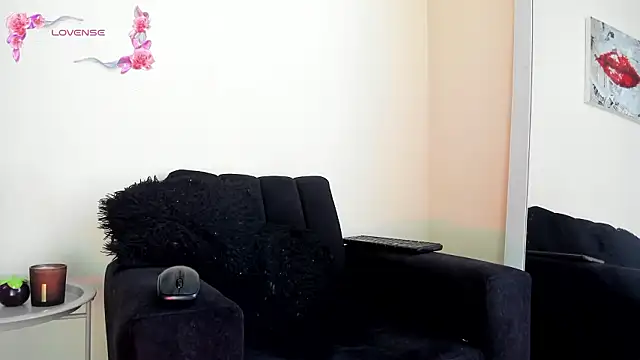 its  angelica  online show from 03/06/26, 07:10