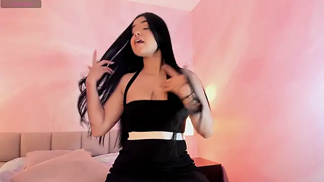 Snapshot of AuroraFiore chatting on 01/30/25, 07:59 AuroraFiore online show from 01/30/25, 07:59