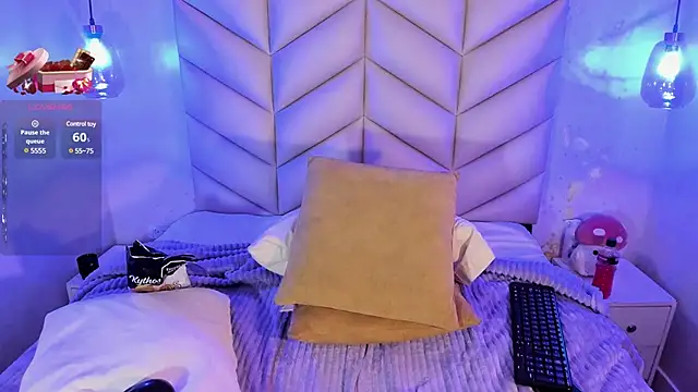 Snapshot of AuroraFiore chatting on 02/22/25, 11:03 AuroraFiore online show from 02/22/25, 11:03