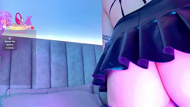 Doyeon Dae online show from 09/18/25, 02:35