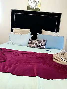 contagiousqueen online show from 02/08/26, 12:19