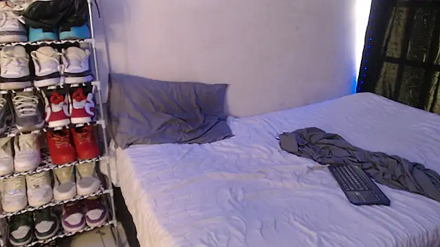 Alid 17 online show from 02/07/25, 03:08