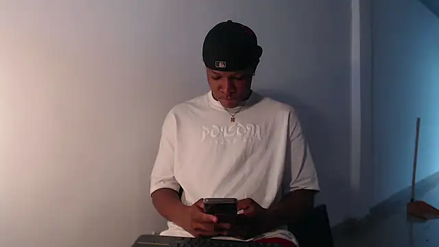 Alid 17 online show from 03/12/25, 08:52