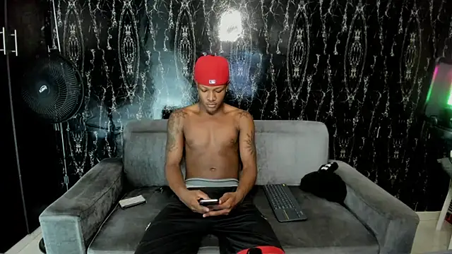 Alid 17 online show from 10/18/25, 07:25