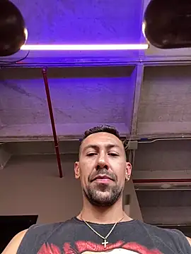 Snapshot of dantedesirexx chatting on 02/28/26, 07:37 dantedesirexx online show from 02/28/26, 07:37