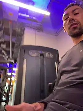 Snapshot of dantedesirexx chatting on 03/04/26, 06:47 dantedesirexx online show from 03/04/26, 06:47